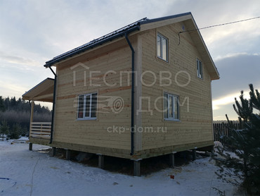 Баня из бруса 6x8 с террасой