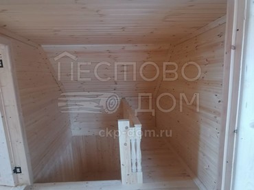 Каркасный дом 6x8 с крыльцом, мансардой и двухмаршевой лестницей